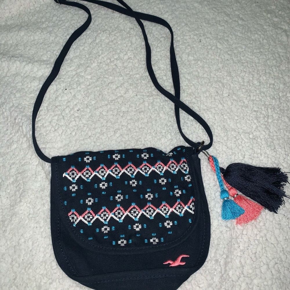 hollister print purse